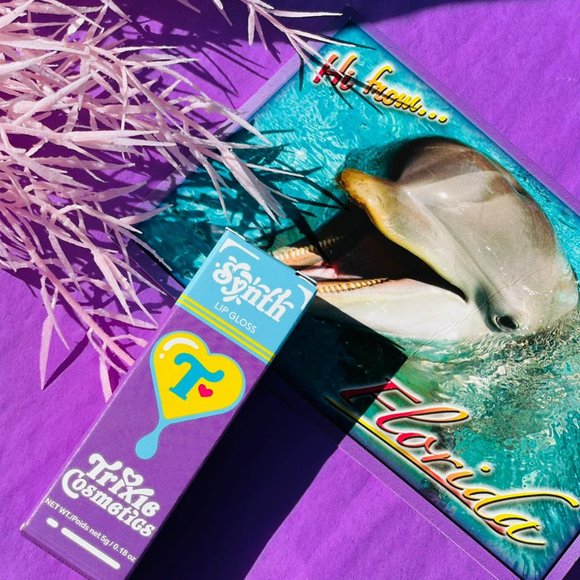 Trixie Back to the Fuchsia - Synth Gloss 💜 💜 - Picture 1 of 9